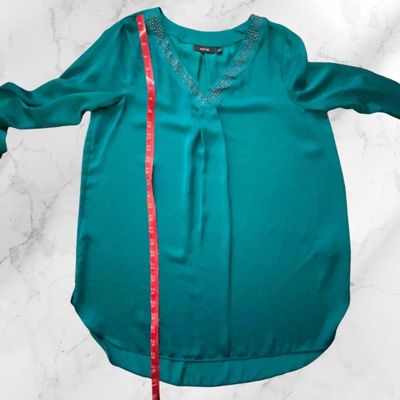 APT. 9 Women's Teal Lucky Shot Embellished V-Neck Satin Blouse Top Size Medium - Picture 13 of 15